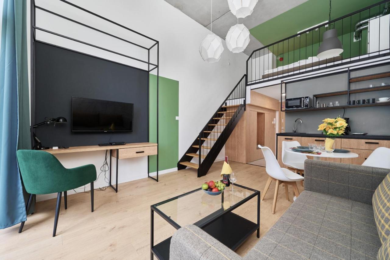 Mezzanine Studio Apartments Zarembowicza Wroclaw Airport By Renters 外观 照片