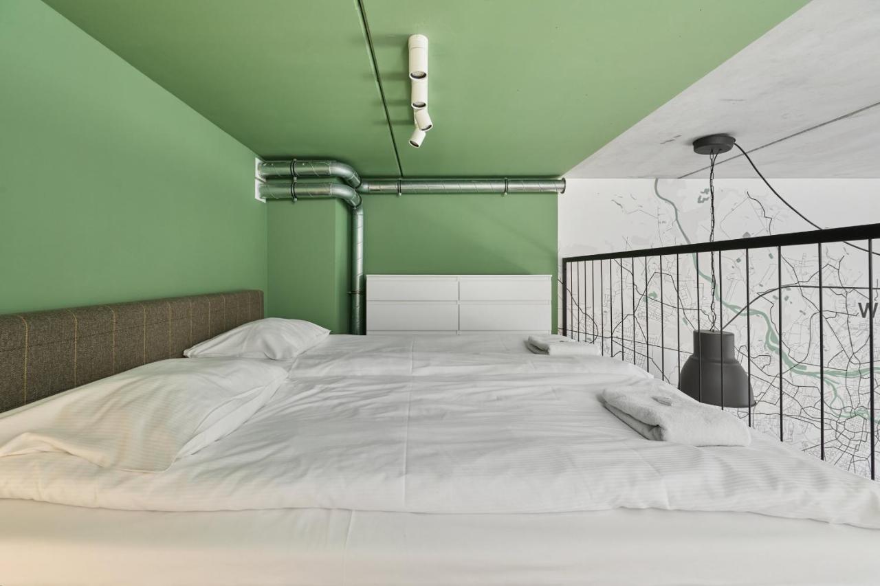 Mezzanine Studio Apartments Zarembowicza Wroclaw Airport By Renters 外观 照片