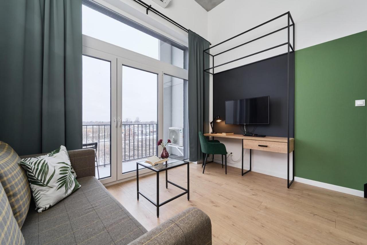 Mezzanine Studio Apartments Zarembowicza Wroclaw Airport By Renters 外观 照片