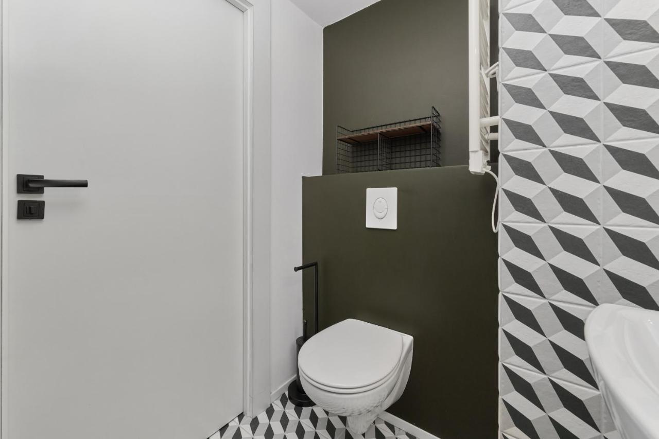Mezzanine Studio Apartments Zarembowicza Wroclaw Airport By Renters 外观 照片